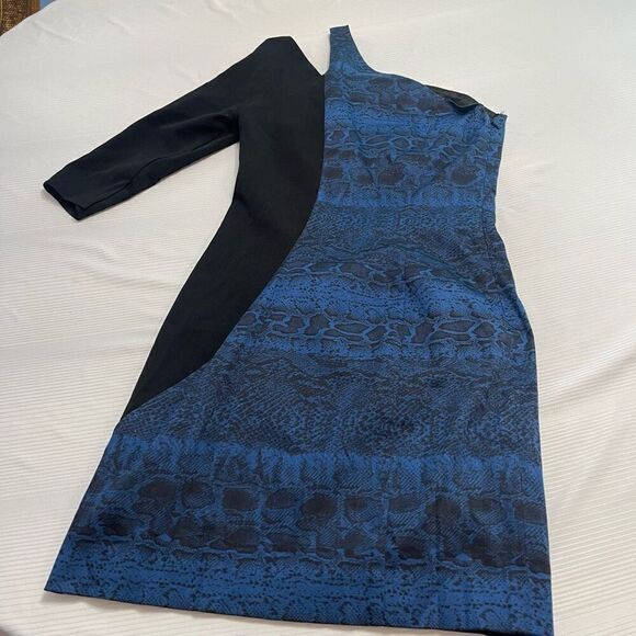 NWT Black Halo Revolve Blue Black Snake Print Dress Size Small New - Picture 6 of 7